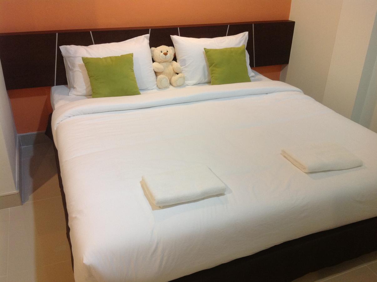 Centrino Hotel Surat Thani Buitenkant foto